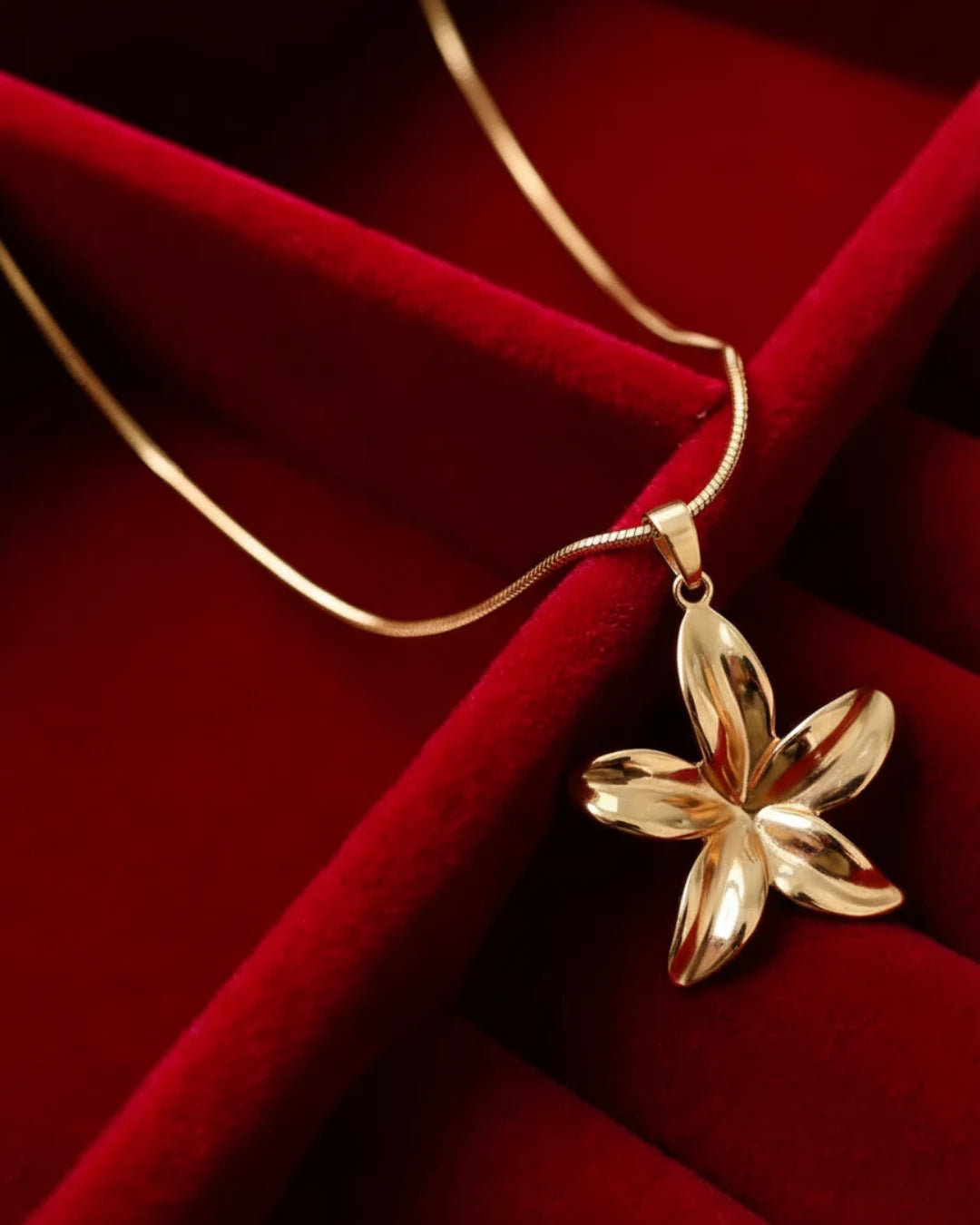 Golden Bloom Pendant Necklace