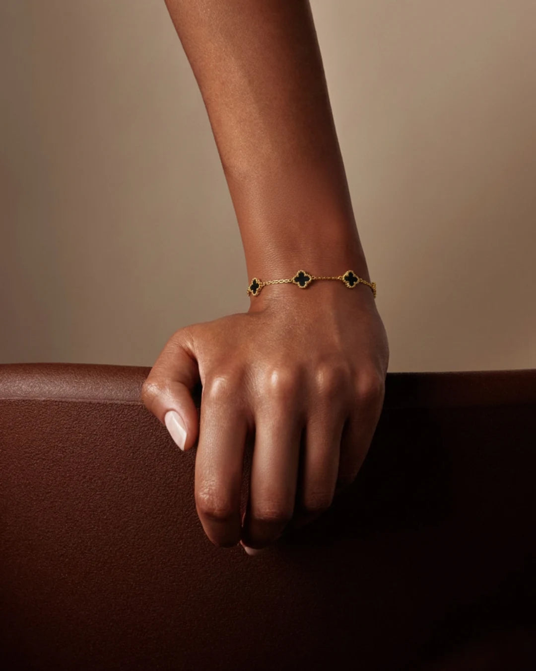 Midnight Clover Chain Bracelet