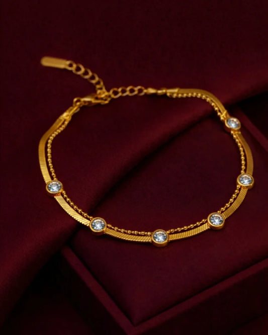 Luna Bezel Chain Bracelet