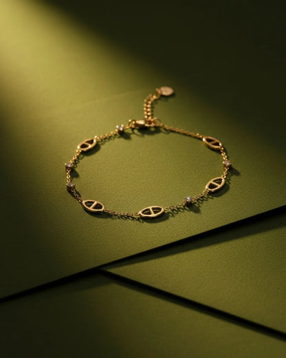 Icon Link Chain Bracelet
