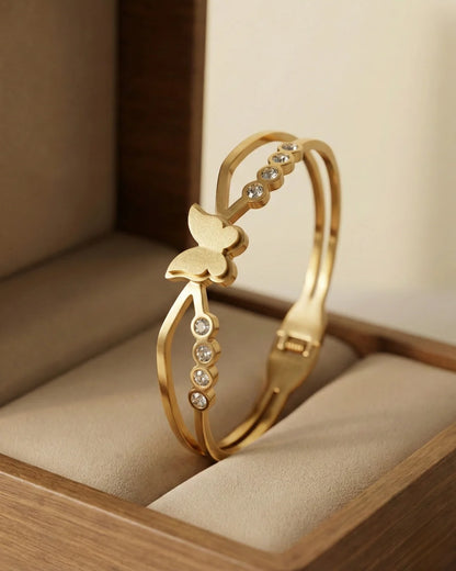 Butterfly Grace Anti-Tarnish Bracelet