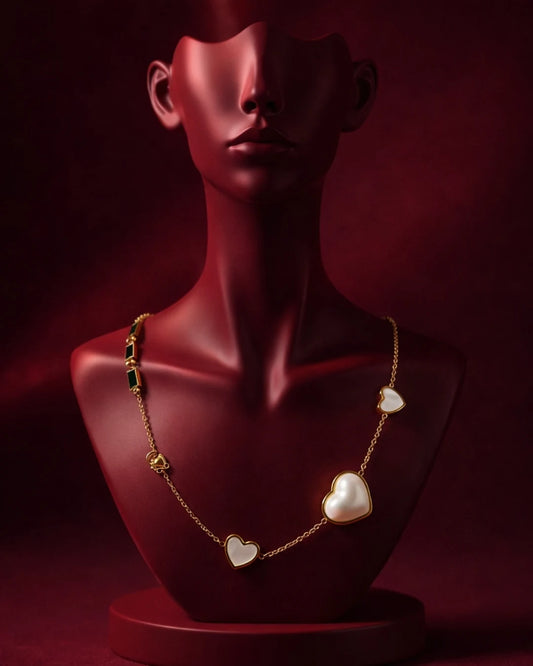Pearl Heart Necklace in Gold