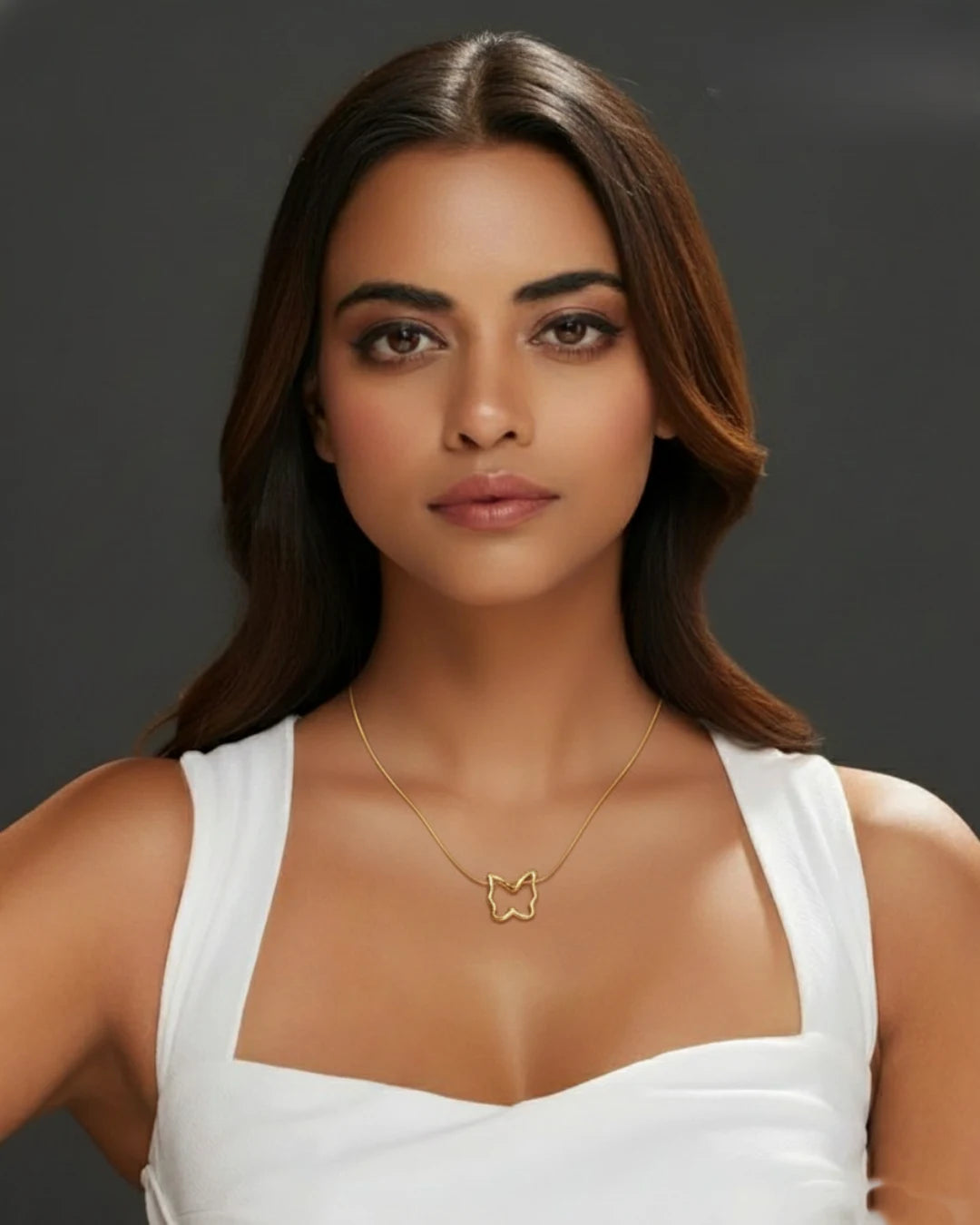 Minimal Clover Pendant Necklace