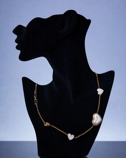 Pearl Heart Necklace in Gold