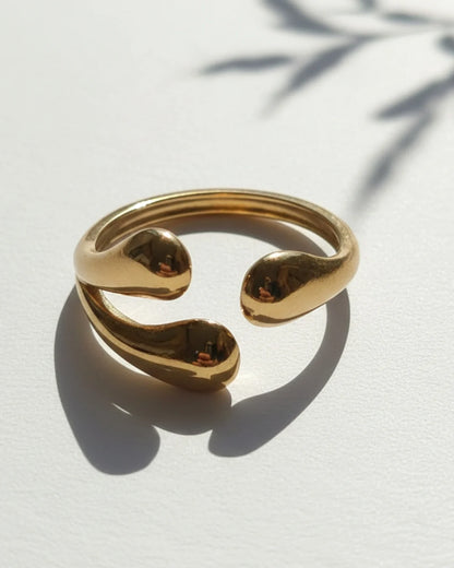 Fluid Curve Open Ring