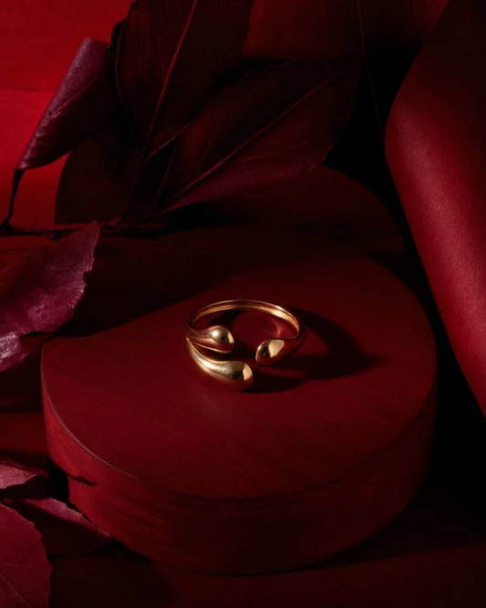 Fluid Curve Open Ring