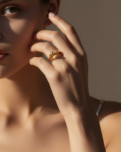 Fluid Curve Open Ring