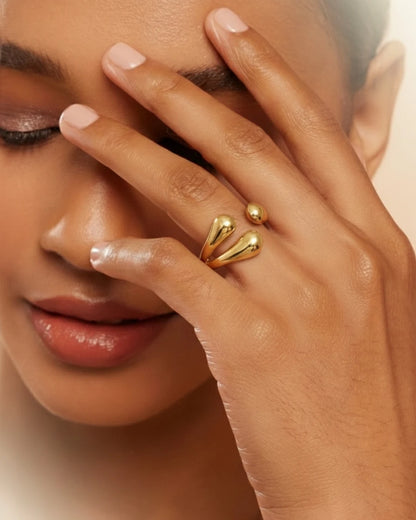 Fluid Curve Open Ring